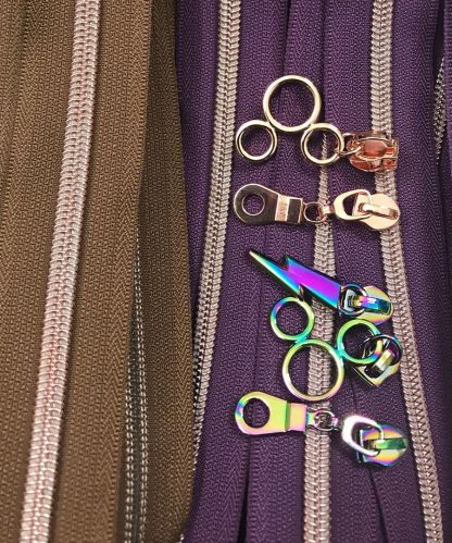 Shambijoux Zipper Pull Rainbow